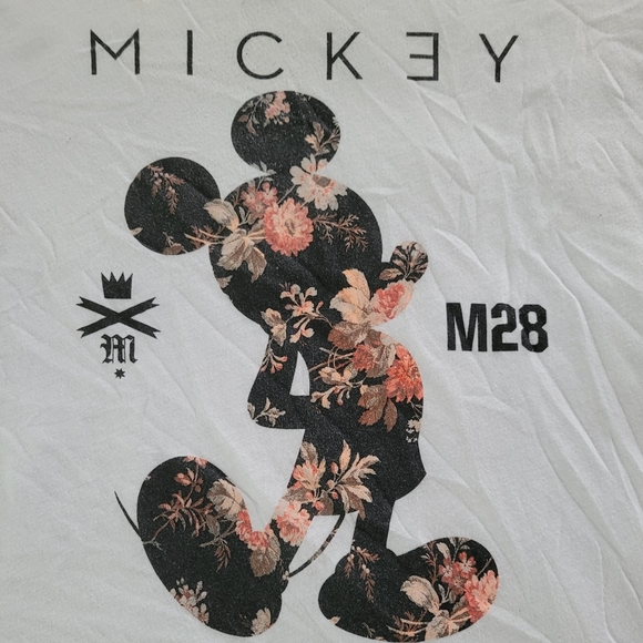 Disney Collection By Neff Tee - Picture 4 of 7